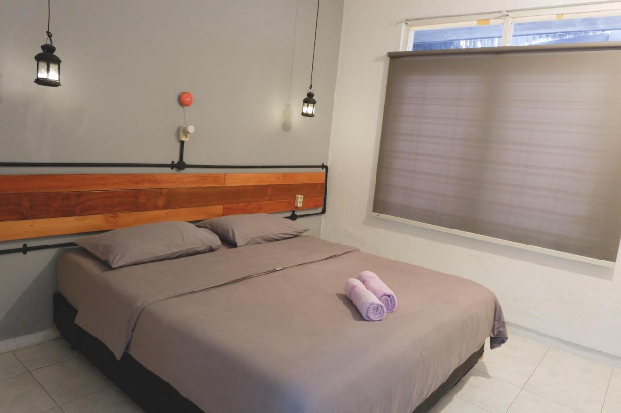 Buton Backpacker Lodge Μπαντούνγκ Εξωτερικό φωτογραφία