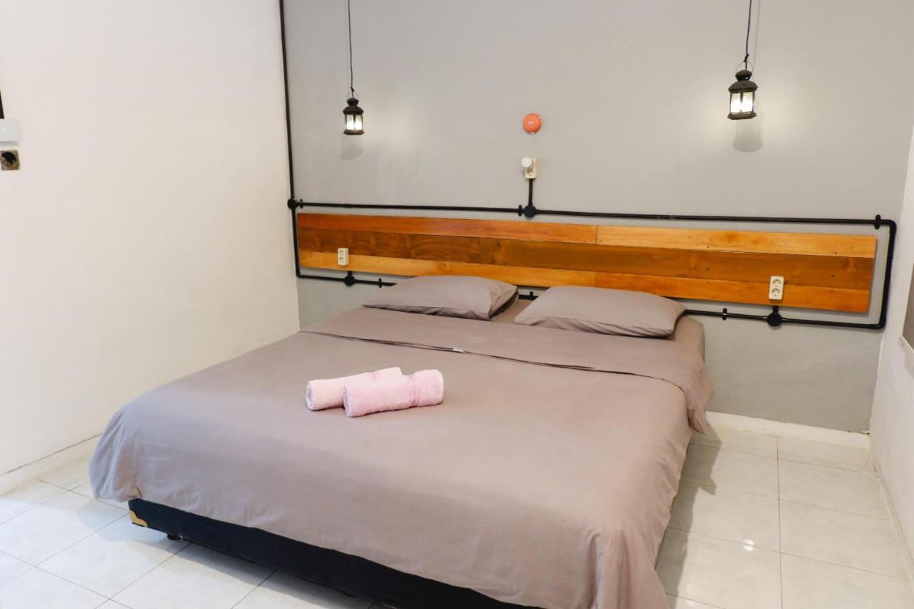 Buton Backpacker Lodge Μπαντούνγκ Εξωτερικό φωτογραφία