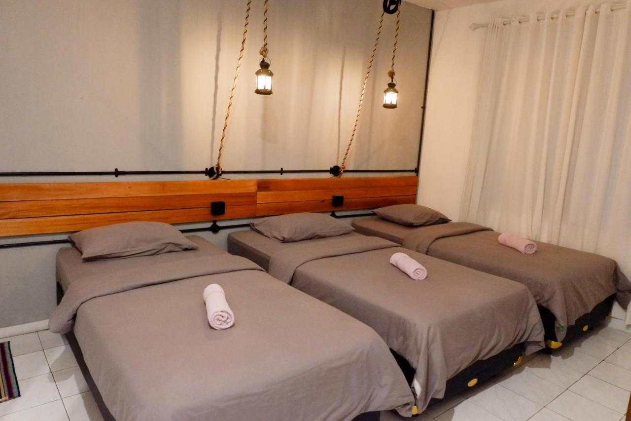 Buton Backpacker Lodge Μπαντούνγκ Εξωτερικό φωτογραφία