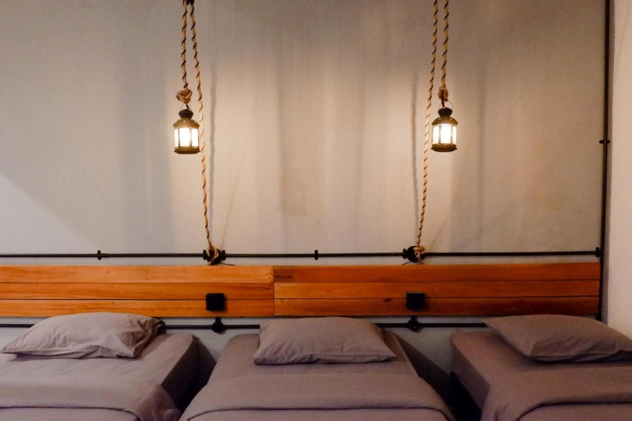 Buton Backpacker Lodge Μπαντούνγκ Εξωτερικό φωτογραφία