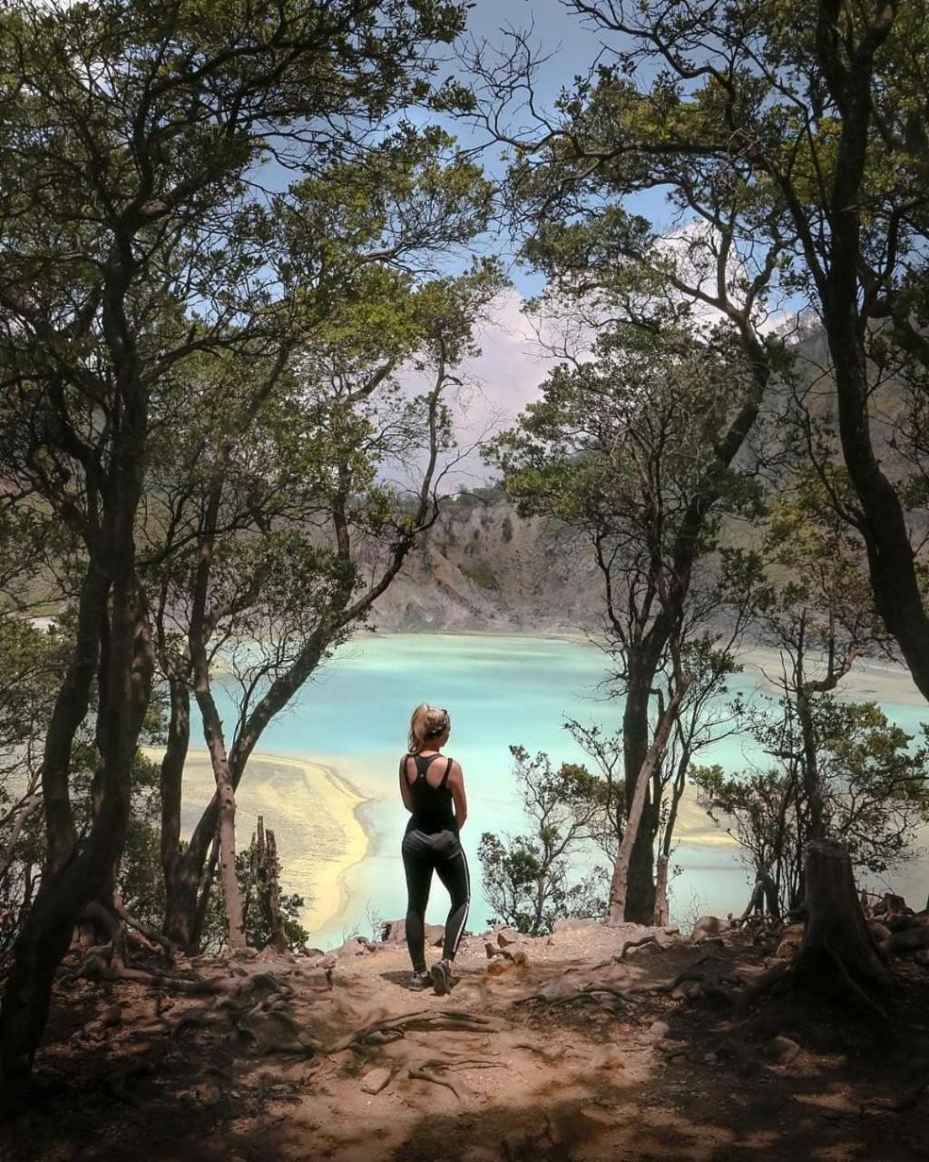 Buton Backpacker Lodge Μπαντούνγκ Εξωτερικό φωτογραφία